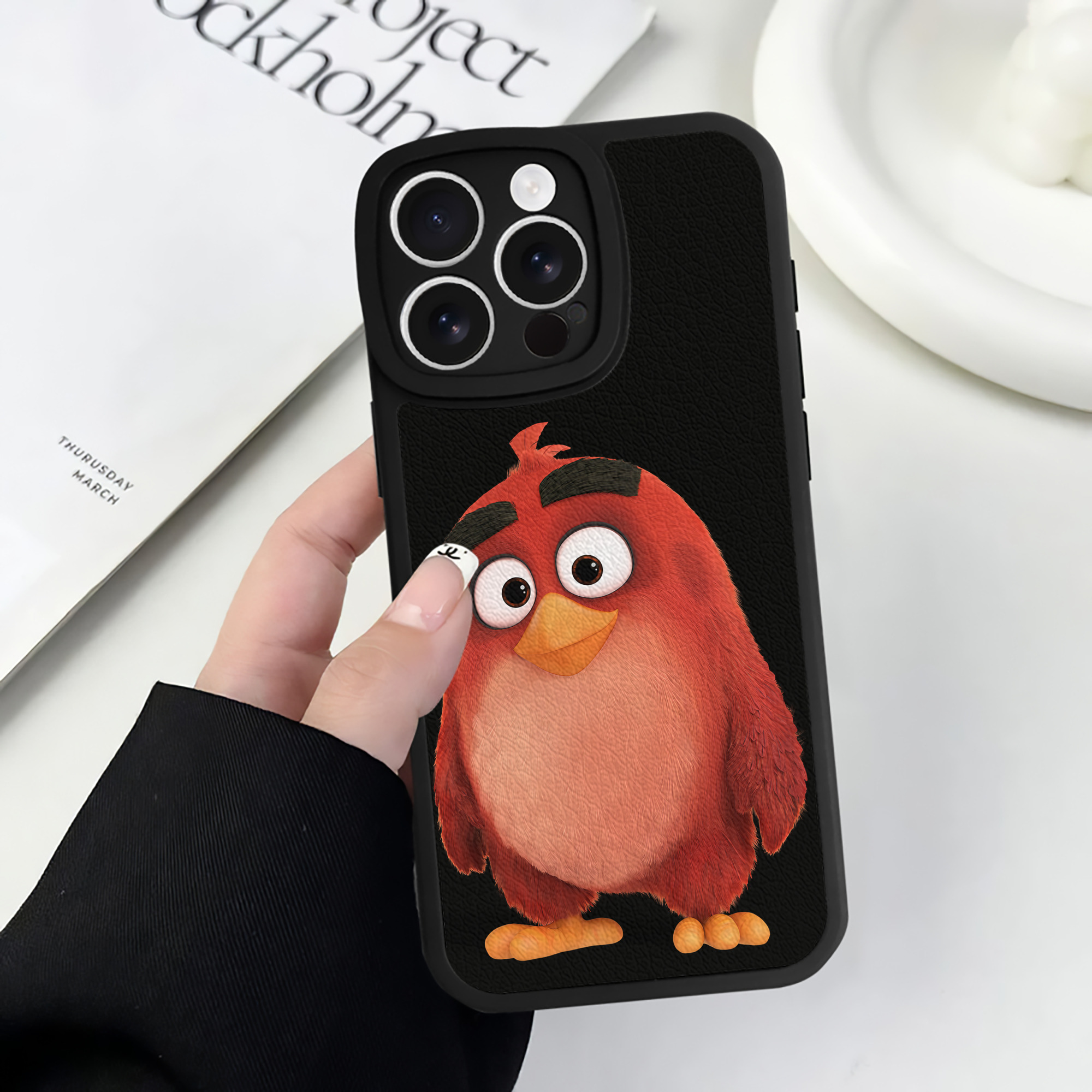 （画像用） Angry Birds アングリーバード 【iPhone 16シリーズ対応】シリコンスマホケース（レザー調） 材質：シリコン